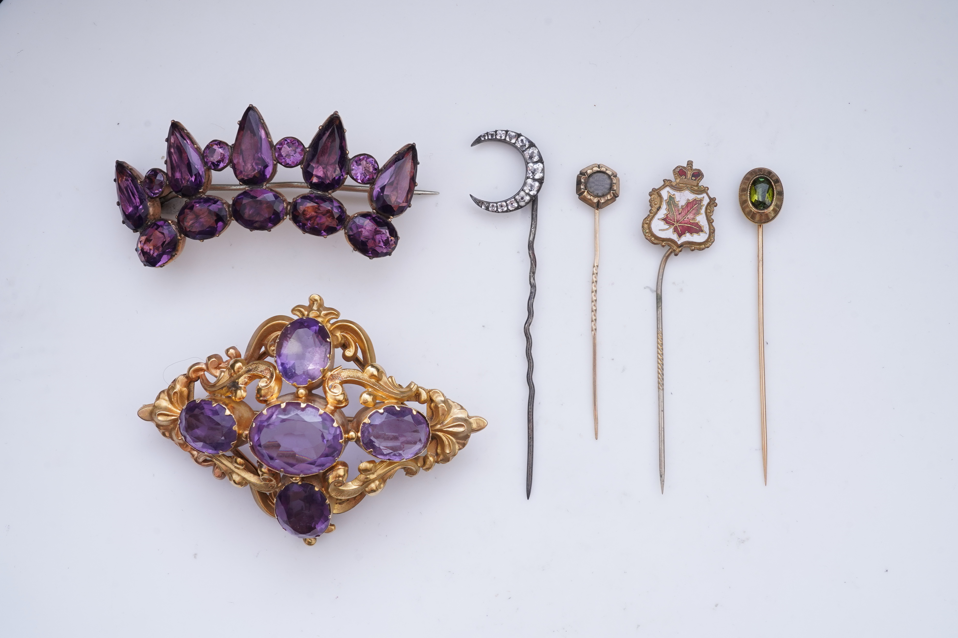 A collection of jewels including a Georgian paste brooch, early 19th century
